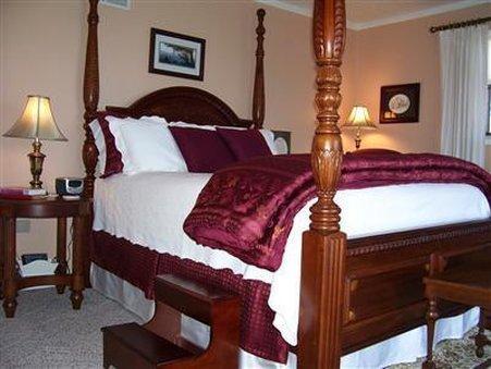 Anchor Inn On The Lake Bed And Breakfast Брэнсон Номер фото