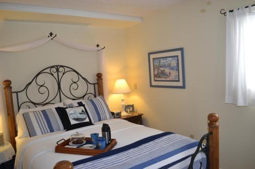 Anchor Inn On The Lake Bed And Breakfast Брэнсон Экстерьер фото